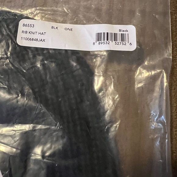 Coach Rib Knit Merino Wool Hat nwt - Picture 6 of 6